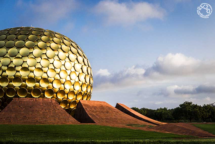 El sueño de Auroville (¿ QUÉ ES AUROVILLE ?)