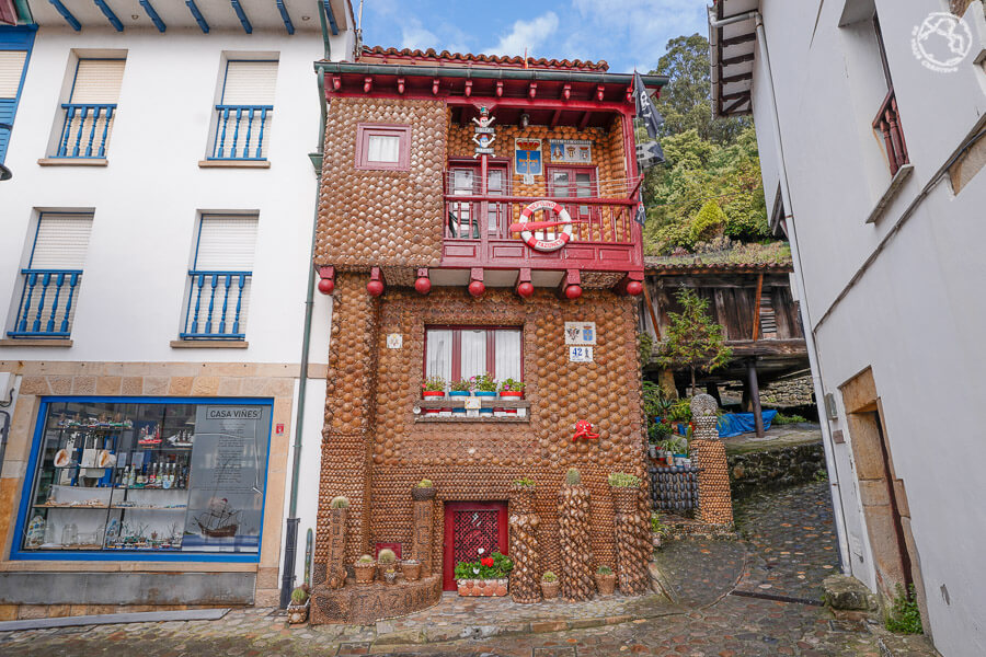 Casa de las Conchas Tazones