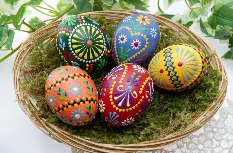 sitios para ir en Semana Santa huevos de Pascua